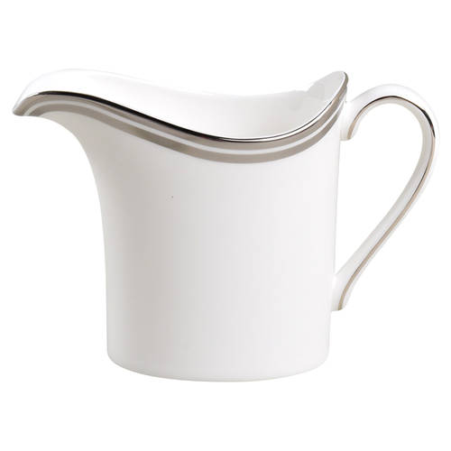 Promenade Creamer