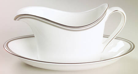 Promenade Gravy Boat & Underplate