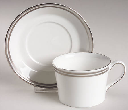 Promenade Flat Cup & Saucer Set