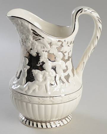 CM5775 32 Oz Pitcher