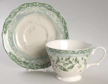 Elizabeth Footed Cup & Saucer Set