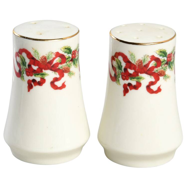 Christmas Ribbon Salt & Pepper Set