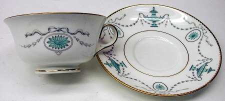 X8657 Footed Cup & Saucer Set