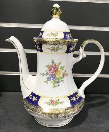Wig665 Coffee Pot & Lid