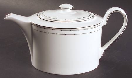 Parade Teapot & Lid