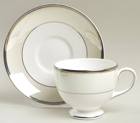 Leigh Shape Footed Cup & Saucer Set