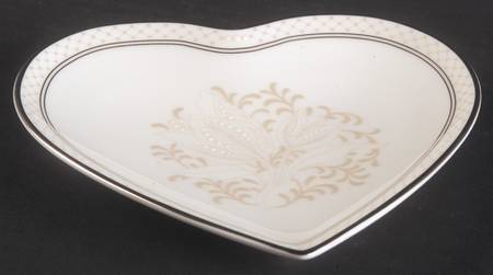 Padova Heart Shaped Dish