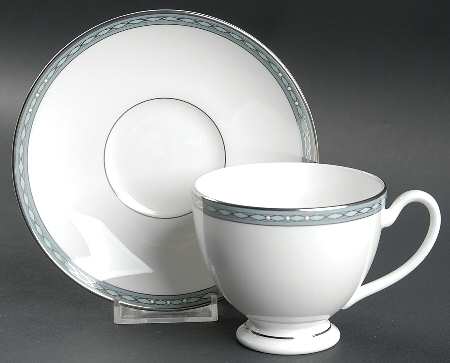 Pavia Footed Cup & Saucer Set