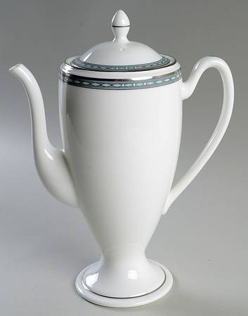 Pavia Tea/Coffee Pot & Lid by Waterford China