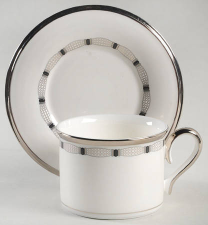 Catania Footed Cup & Saucer Set