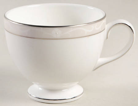 Icing Leigh Shape Footed Cup