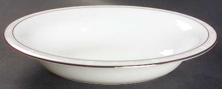 Icing 9" Oval Vegetable Bowl