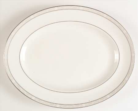 Icing 14" Oval Serving Platter