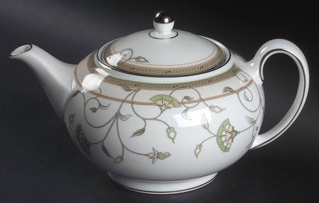Heiress Teapot & Lid