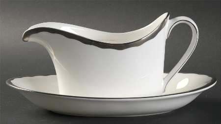 Silhouette Gravy Boat & Underplate