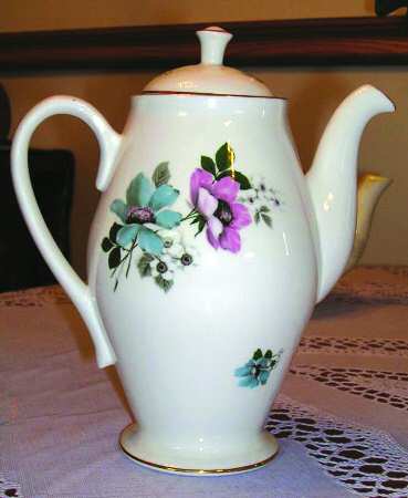 2533 Coffee Pot & Lid