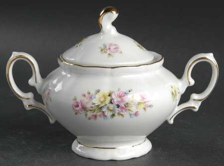 WIG694 Sugar Bowl & Lid
