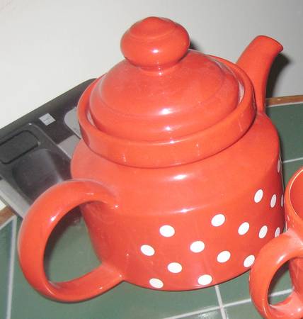 WAE25 Teapot & Lid