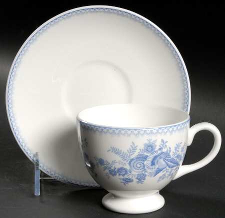 Seashell Collection Footed Cup & Saucer Set