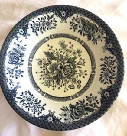 Kew Black Salad Plate