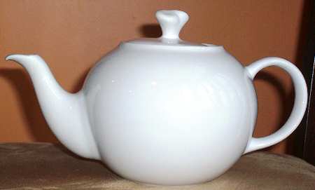 WIN33 Teapot & Lid