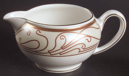 Paris 146 Shape Creamer