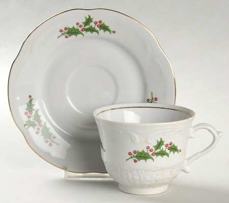WTW3 Footed Cup & Saucer Set
