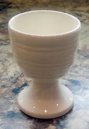 Jasper Conran Strata (Bone, Embossed) Single Egg Cup
