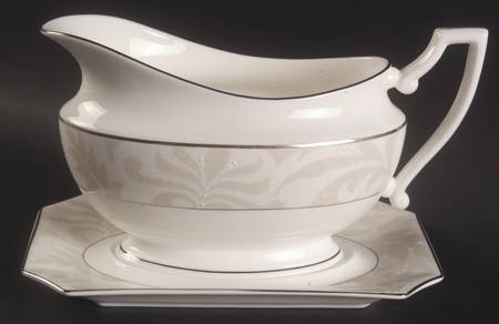Biella Gravy Boat & Underplate