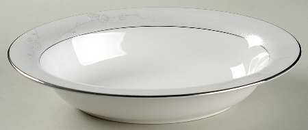 Chrysanthemum 9" Oval Vegetable Bowl