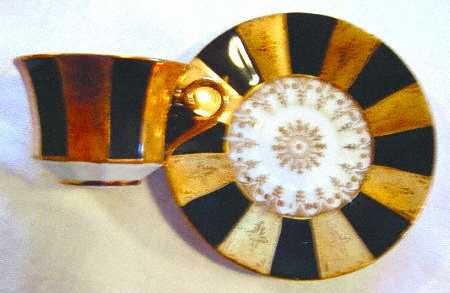WIG810 Flat Demitasse Cup & Saucer Set