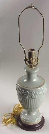 Edme Vine Springlight (Celedon Green) by Wedgwood