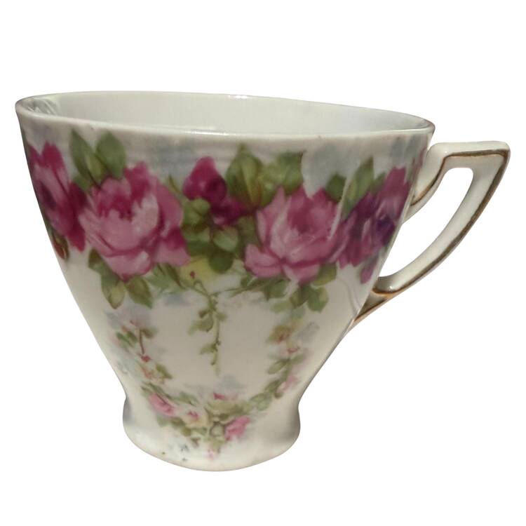 WEI72 Footed Cup
