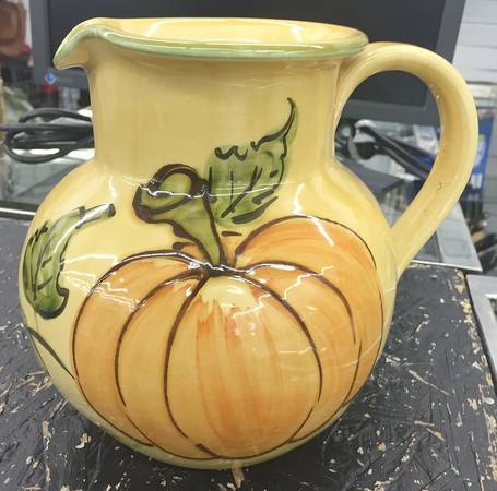 WSO37 Pitcher