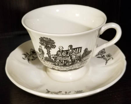 WW347 Footed Cup & Saucer Set