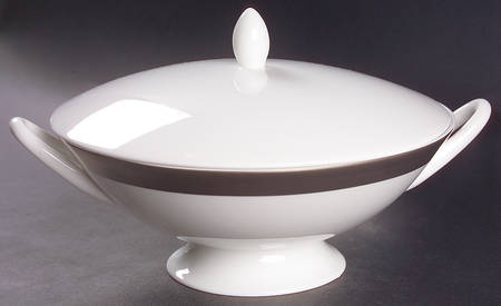 Satine Platinum Round Covered Vegetable