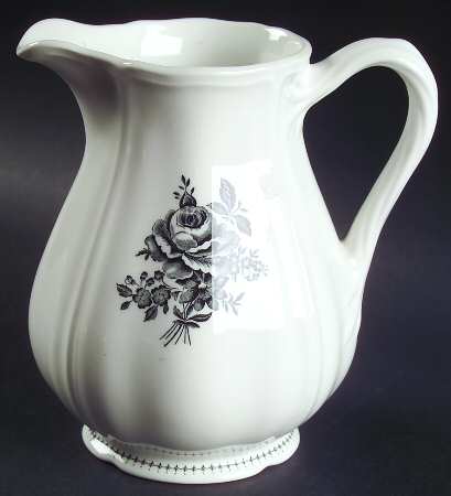 Ludlow 32 Oz Jug