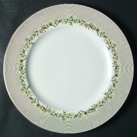Holly Wreath by Wedgwood