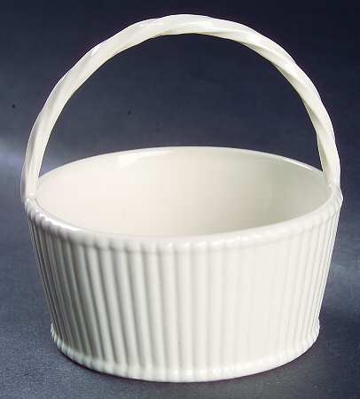 Royal Icing 3" Handled Basket