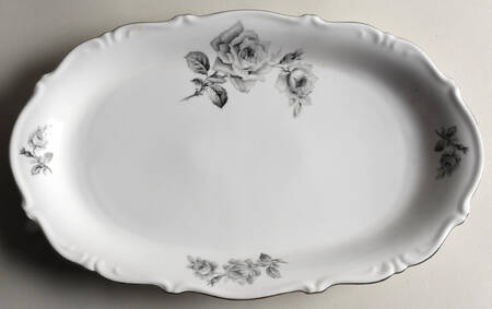 WIG834 15" Oval Serving Platter