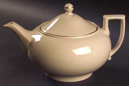 Gilded Drabware Teapot & Lid