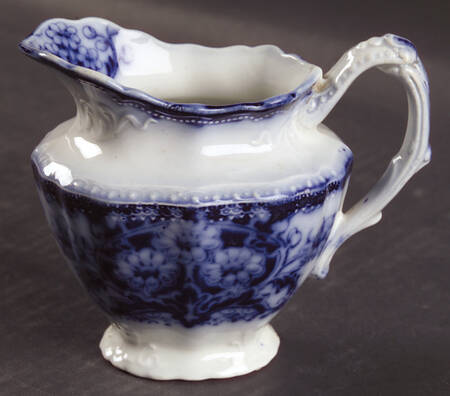 Seville (No Gold) Creamer