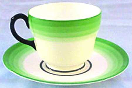 S140 Footed Cup & Saucer Set