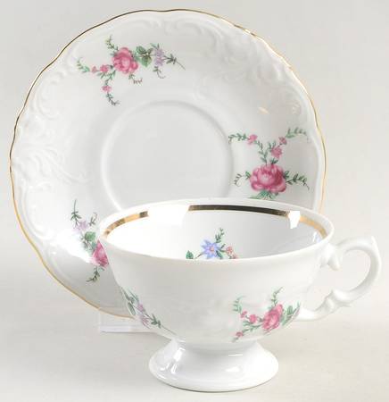 WAV51 Footed Cup & Saucer Set