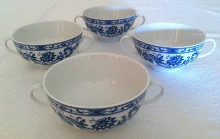 WIG850 Footed Cream Soup Bowl