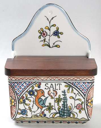 Provence (Castle Center) Salt Box with Wood Hinged Lid
