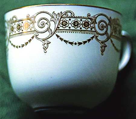 W682 Flat Cup