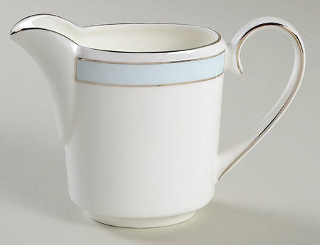 Blue Duchesse Creamer