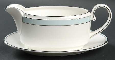 Blue Duchesse Gravy Boat & Underplate