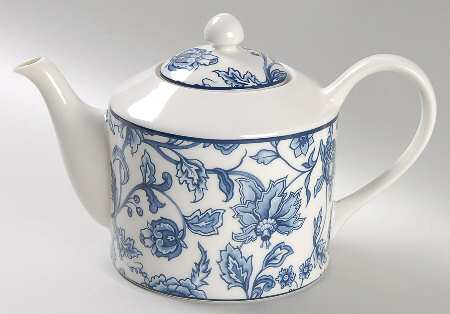 Blue Reverie Teapot & Lid